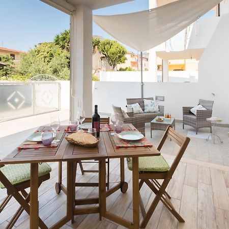 Casa Ono - Appartamento con 2 Camere e 2 bagni in centro abitato Orosei Esterno foto