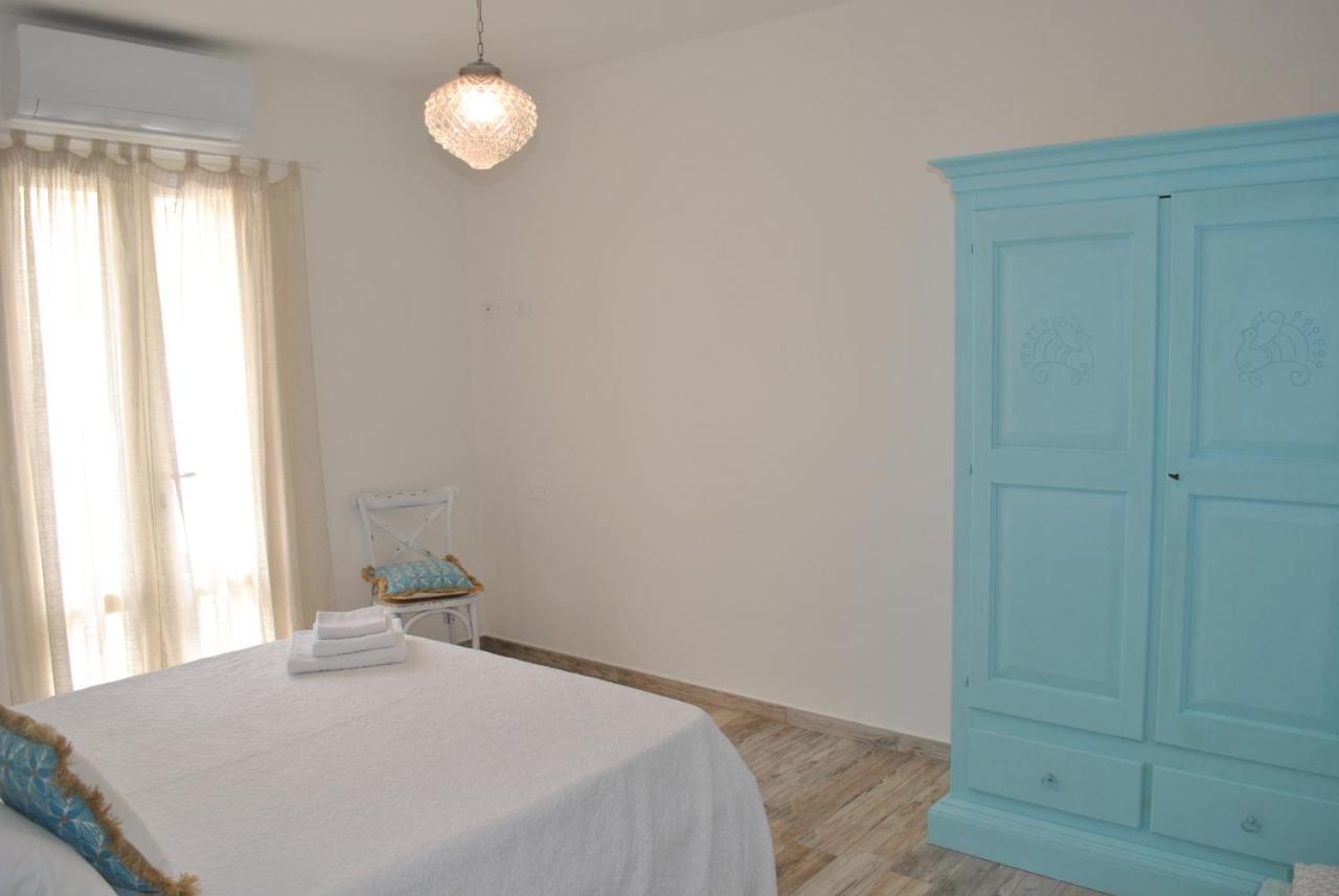 Casa Ono - Appartamento con 2 Camere e 2 bagni in centro abitato Orosei Esterno foto