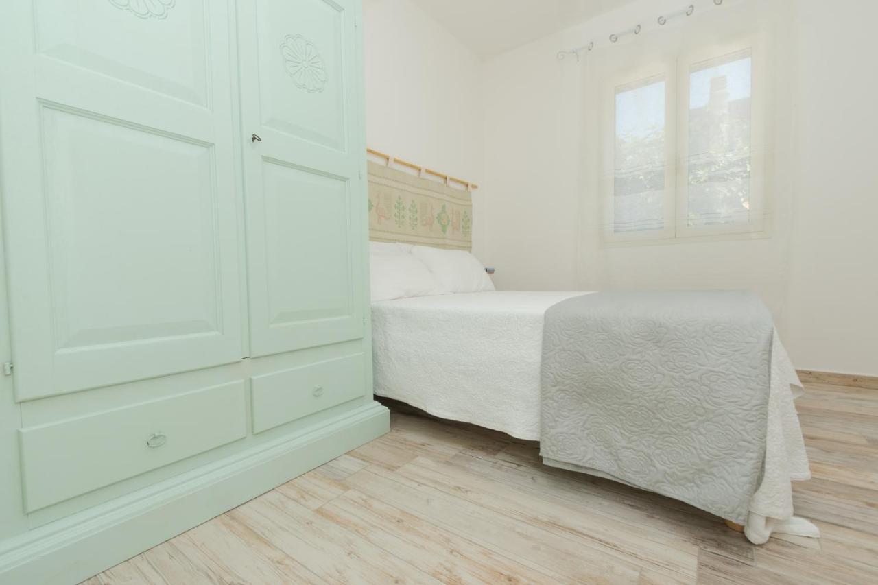 Casa Ono - Appartamento con 2 Camere e 2 bagni in centro abitato Orosei Esterno foto